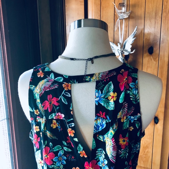 THREE π€ Comfort Dresses - Picture 10 of 12